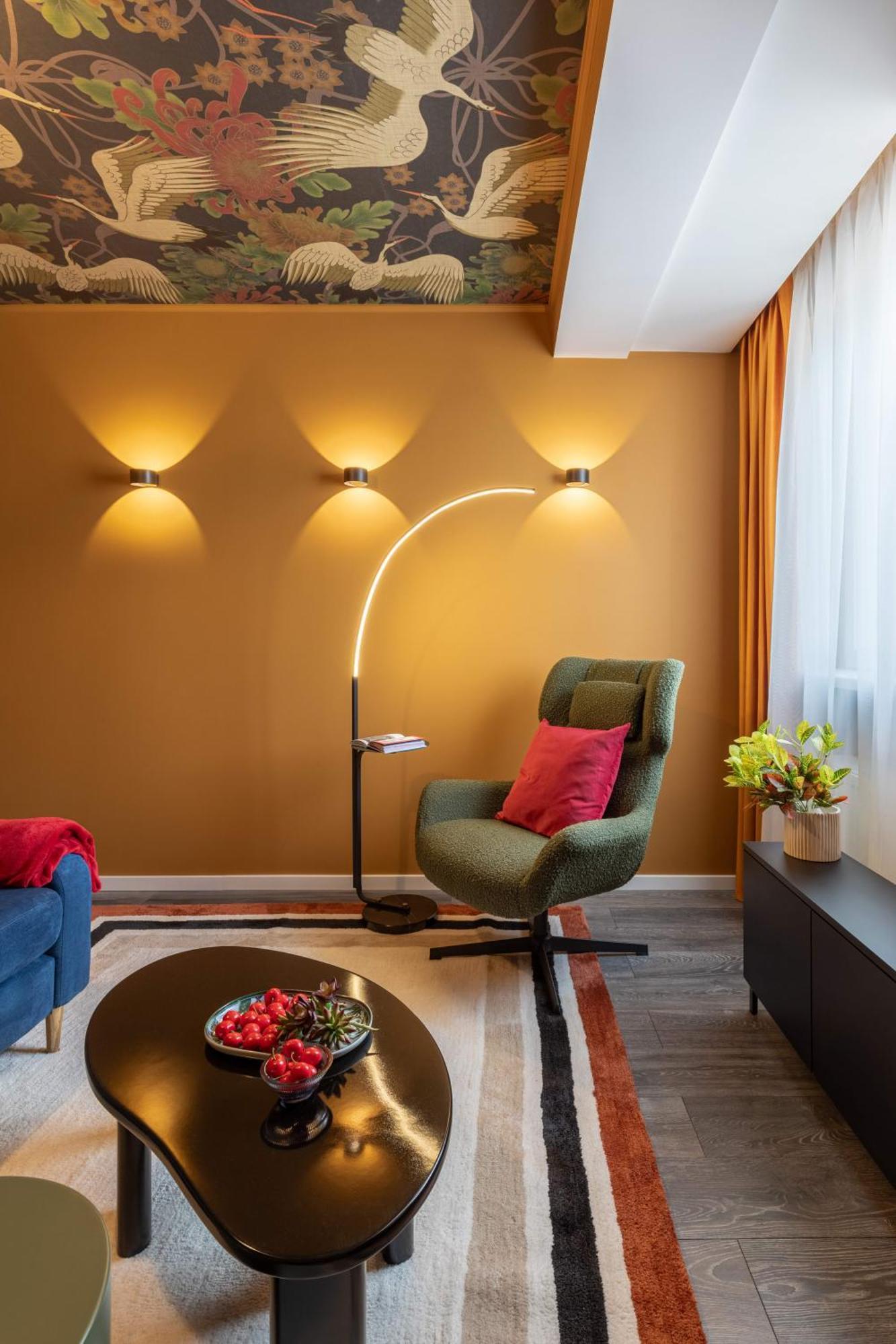 Holt - Lucky Cranes Apartment Bukares Bagian luar foto